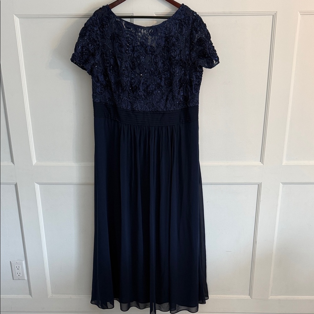 Oleg Cassini Midnight Blue Floral Lace Midi Dress